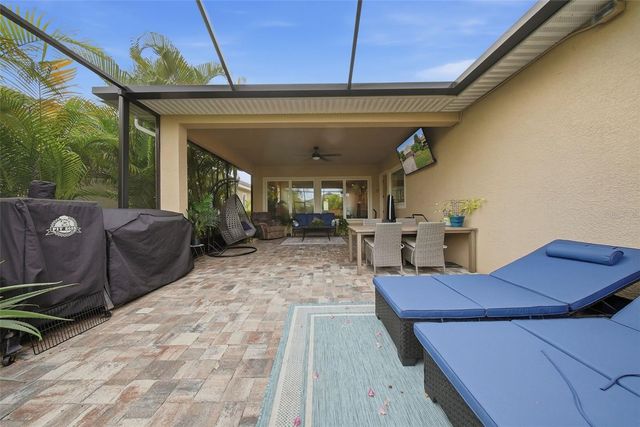 13930 SWALLOW HILL DRIVE, Lithia, FL 33547