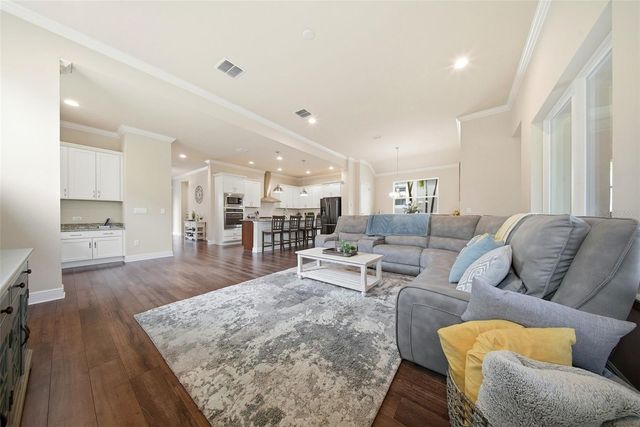 13930 SWALLOW HILL DRIVE, Lithia, FL 33547