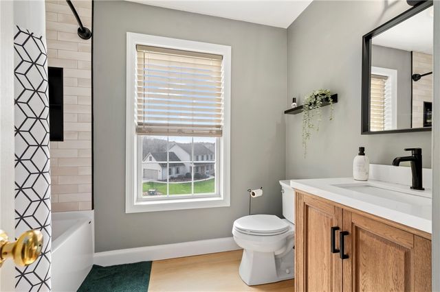 5010 Oak Point Drive, Kennedy Twp, PA 15136