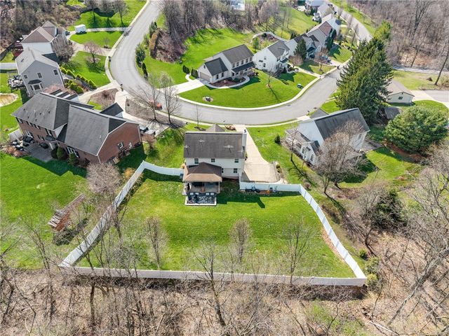 5010 Oak Point Drive, Kennedy Twp, PA 15136