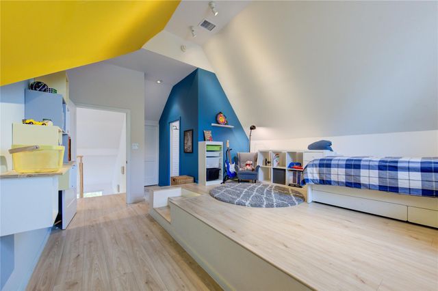 5222 Summer Snow Drive, Houston, TX 77041