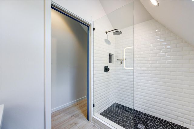 5222 Summer Snow Drive, Houston, TX 77041