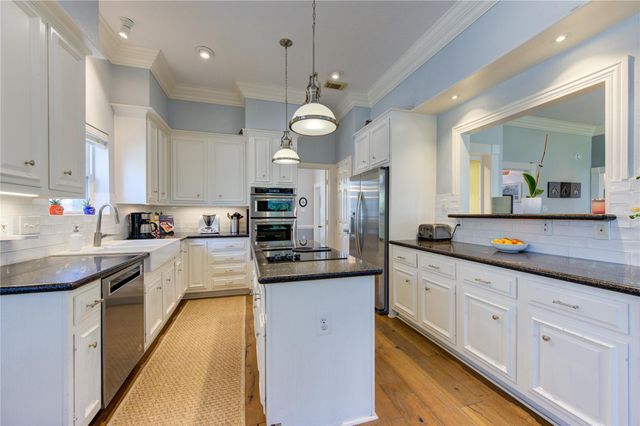 5222 Summer Snow Drive, Houston, TX 77041