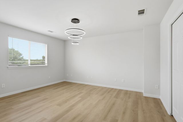 2021 Camelot Drive, Lewisville, TX 75067