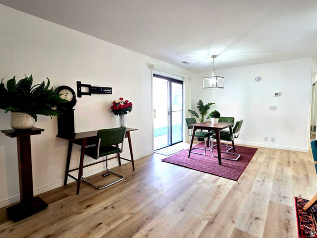 Image 12 of property listing at 850 S DONNER WAY #300, Salt Lake City, UT 84108