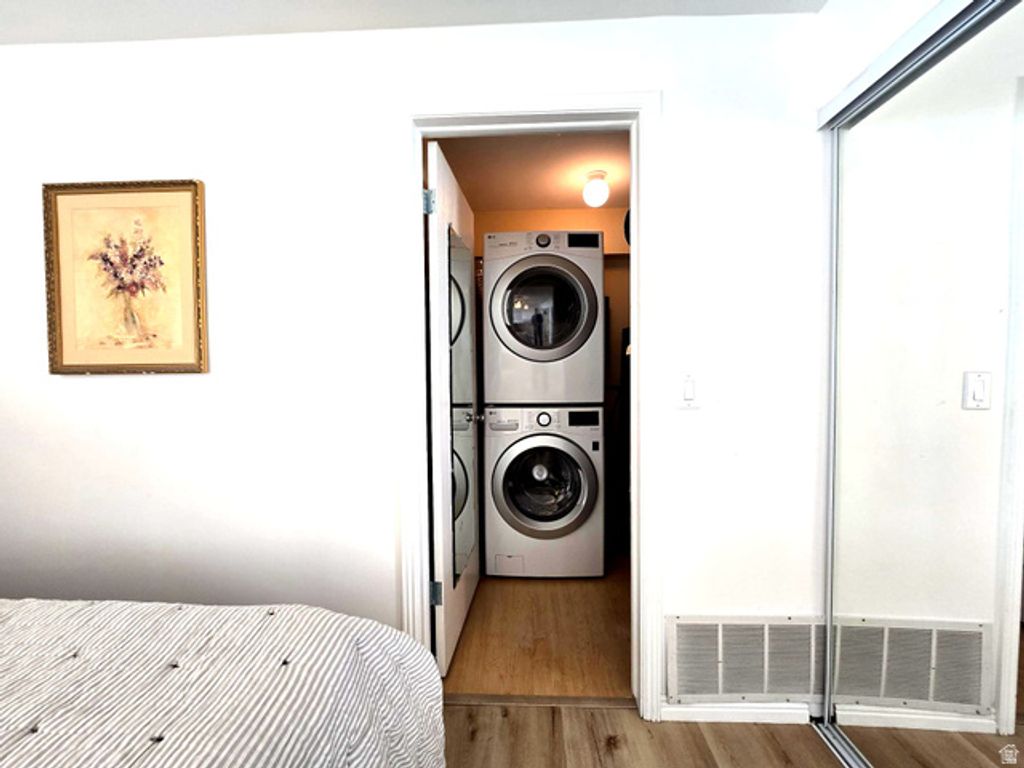 Image 21 of property listing at 850 S DONNER WAY #300, Salt Lake City, UT 84108