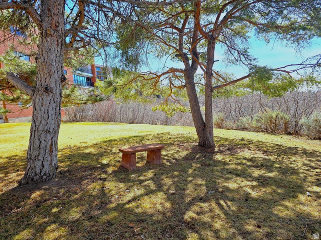 Image 35 of property listing at 850 S DONNER WAY #300, Salt Lake City, UT 84108