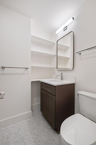 2001 Ohlen RD, Austin, TX 78757