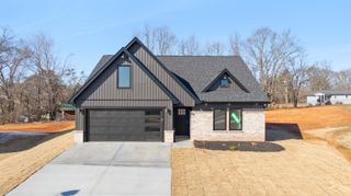 2034 Meadow Glen Court, Chesnee, SC 29323
