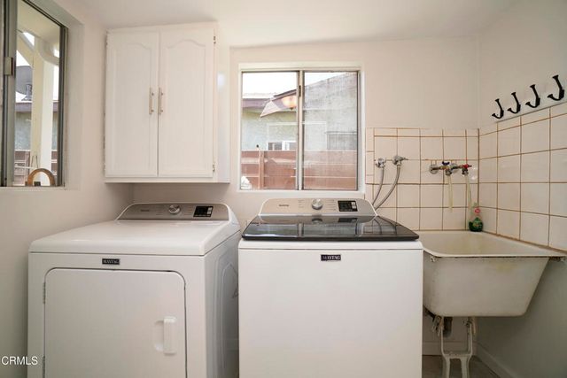 2938 Warwick Avenue, Los Angeles, CA 90032