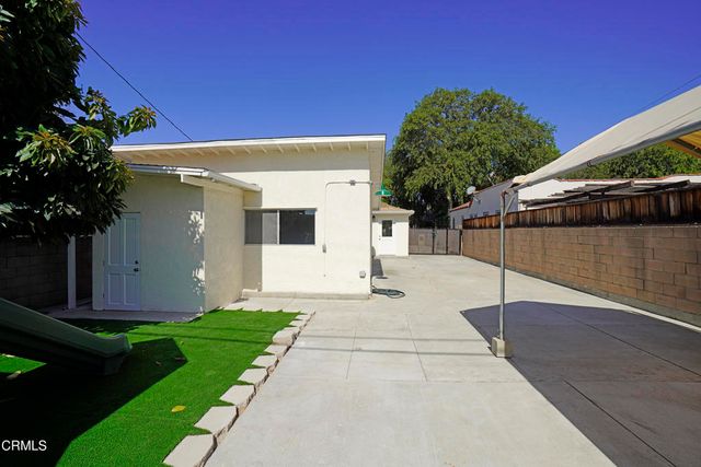 2938 Warwick Avenue, Los Angeles, CA 90032