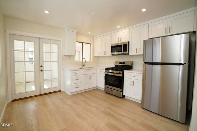 2938 Warwick Avenue, Los Angeles, CA 90032
