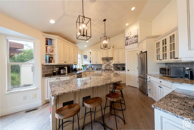 566 WILD WILLOW DR, Francis, UT 84036