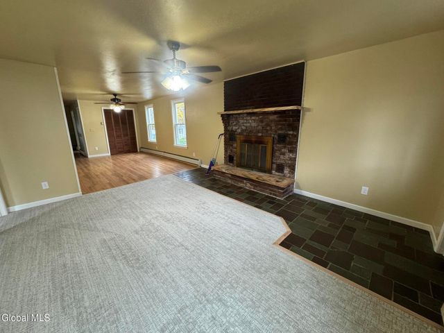 9 Fon Clair Street, Johnstown, NY 12095