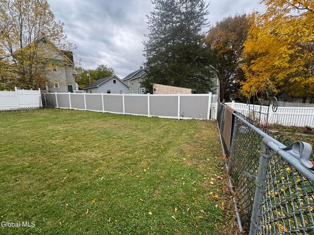 9 Fon Clair Street, Johnstown, NY 12095