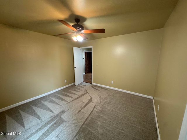 9 Fon Clair Street, Johnstown, NY 12095