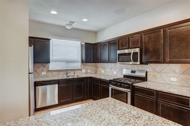 3207 Tilmon LN, Austin, TX 78725