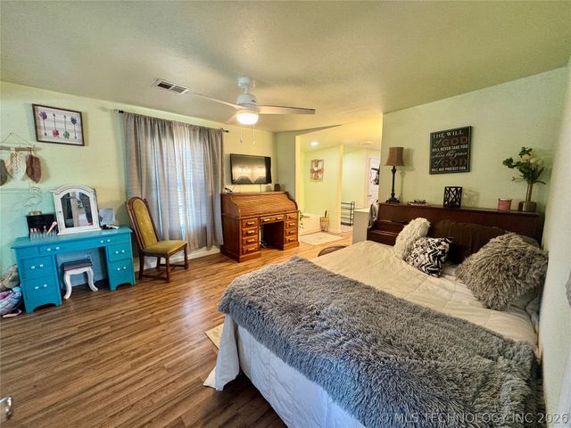 1076 6th Street, Wilson, OK 73463