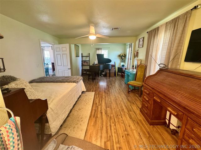 1076 6th Street, Wilson, OK 73463