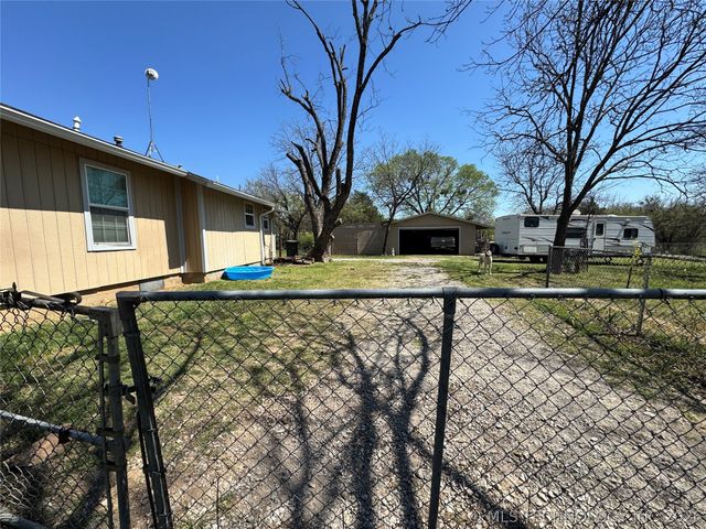 1076 6th Street, Wilson, OK 73463