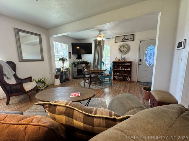 1076 6th Street, Wilson, OK 73463