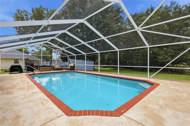 5718 NE 61ST AVENUE ROAD, Silver Springs, FL 34488