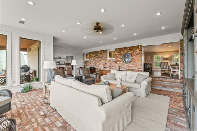 110 Connie Street, Bigelow, AR 72016