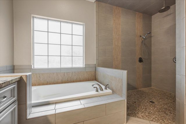 1643 EAGLES WATCH Way, Tallahassee, FL 32312