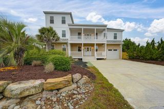 3229 Sandpiper RD, Virginia Beach, VA 23456