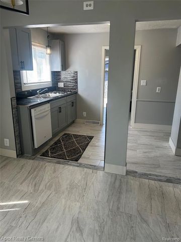 3158 Hickory Street, Inkster, MI 48141