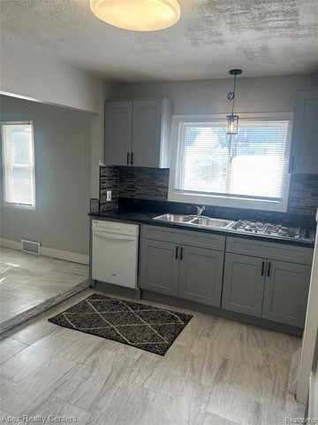 3158 Hickory Street, Inkster, MI 48141