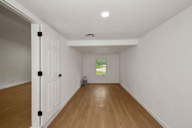 2508 N Houston Drive, La Marque, TX 77568