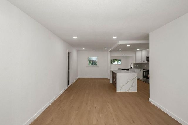 2508 N Houston Drive, La Marque, TX 77568