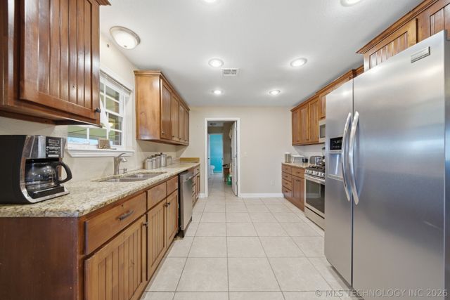 12492 S 4200 Road B, Claremore, OK 74017