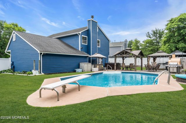 815 France Court, Toms River, NJ 08753