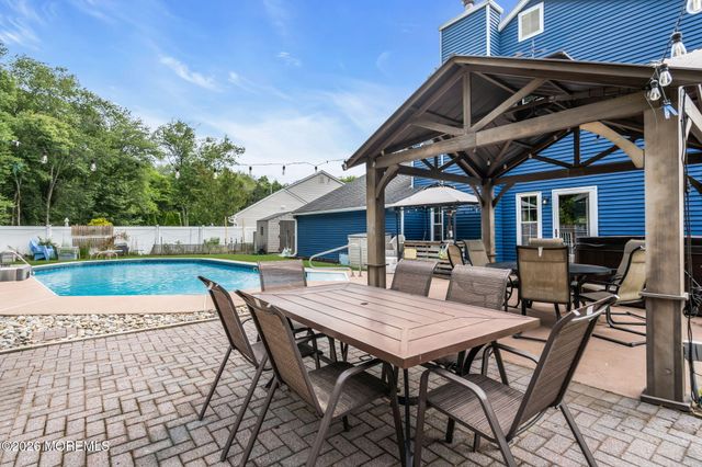 815 France Court, Toms River, NJ 08753
