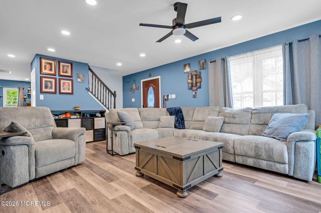 815 France Court, Toms River, NJ 08753