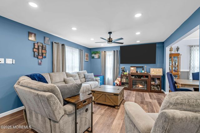 815 France Court, Toms River, NJ 08753