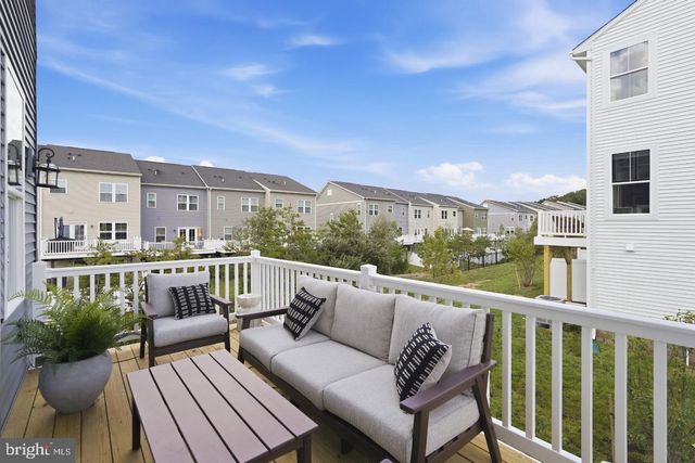 10799 PENNYWELL GARDEN RD, Manassas, VA 20112
