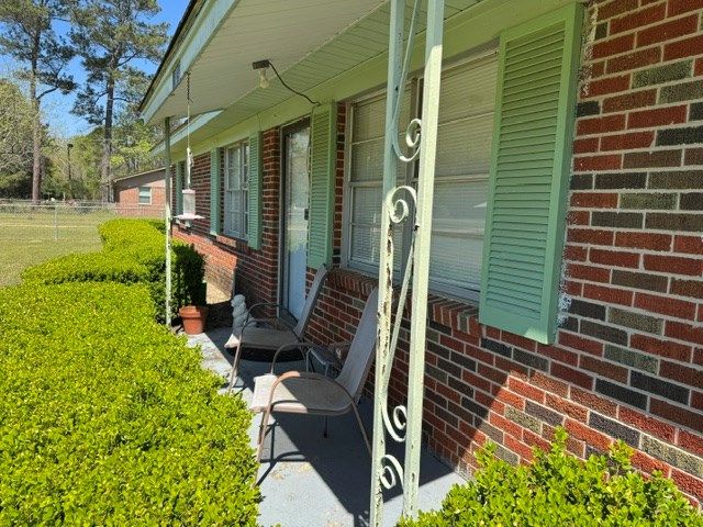 13935 Cottonwood Rd, Cottonwood, AL 36320