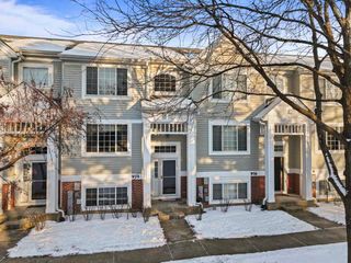974 Mayfair Court, Elk Grove Village, IL 60007