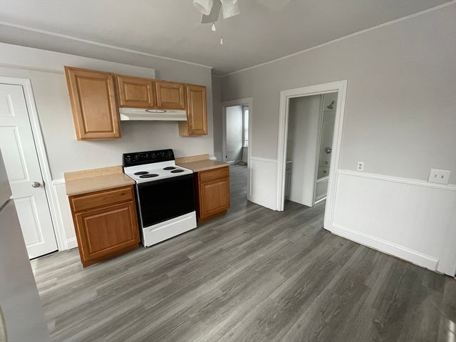 318 Elm 1, North Attleboro, MA 02760