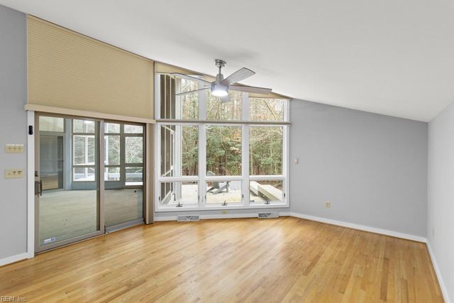 5731 Kings Ridge RD, Gloucester, VA 23061