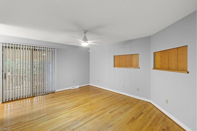 5731 Kings Ridge RD, Gloucester, VA 23061