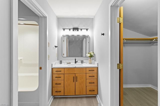 5731 Kings Ridge RD, Gloucester, VA 23061