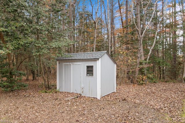 5731 Kings Ridge RD, Gloucester, VA 23061