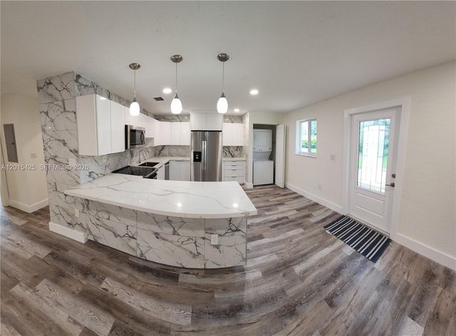 16575 Old Cutler Rd 16575, Palmetto Bay, FL 33157