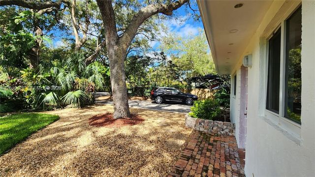 16575 Old Cutler Rd 16575, Palmetto Bay, FL 33157
