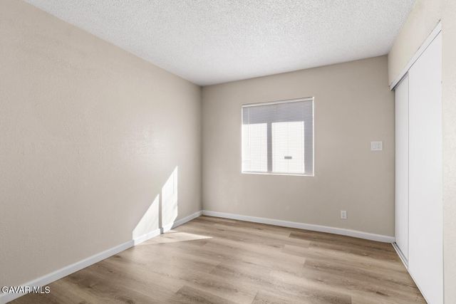 44053 Canyon Way, Lancaster, CA 93535