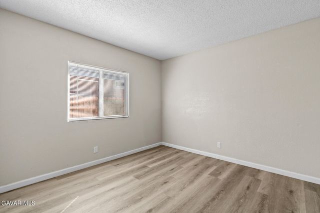 44053 Canyon Way, Lancaster, CA 93535